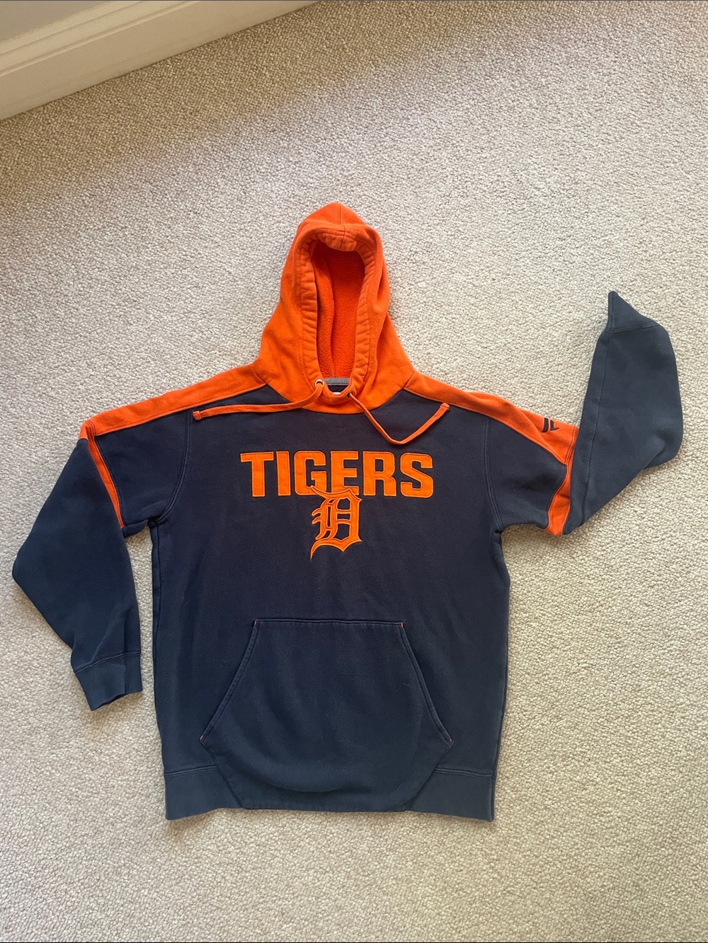 Detroit Tigers Navy and Orange Fanatics Pullover Hoodie